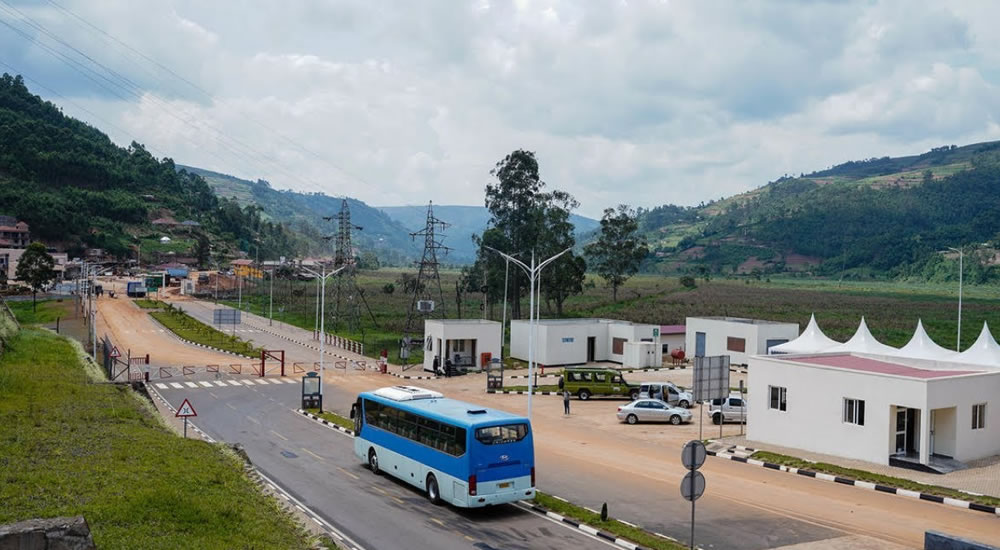 Crossing Rwanda boarder with rental vehicle