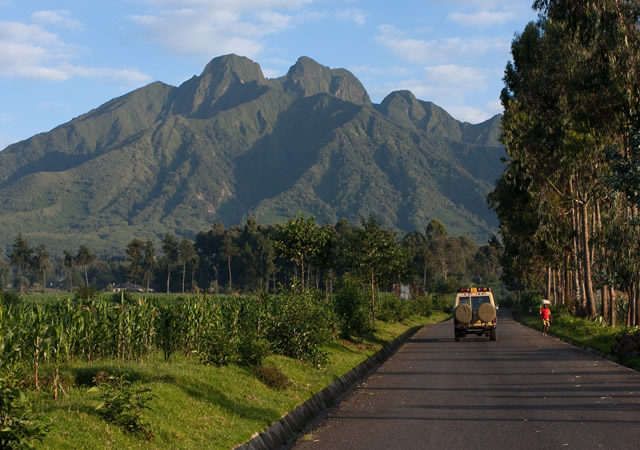 Volcano Climbing, Rwanda Volcanoes, Volcanoes National Park Rwanda, Mount Karisimbi Trek, Mount Bisoke Climb